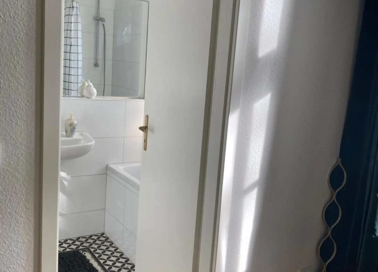 3 Zimmer-Lounge In Koeln Suelz Mit Kueche, Balkon, 2 Baeder, 00320 Apartment Cologne